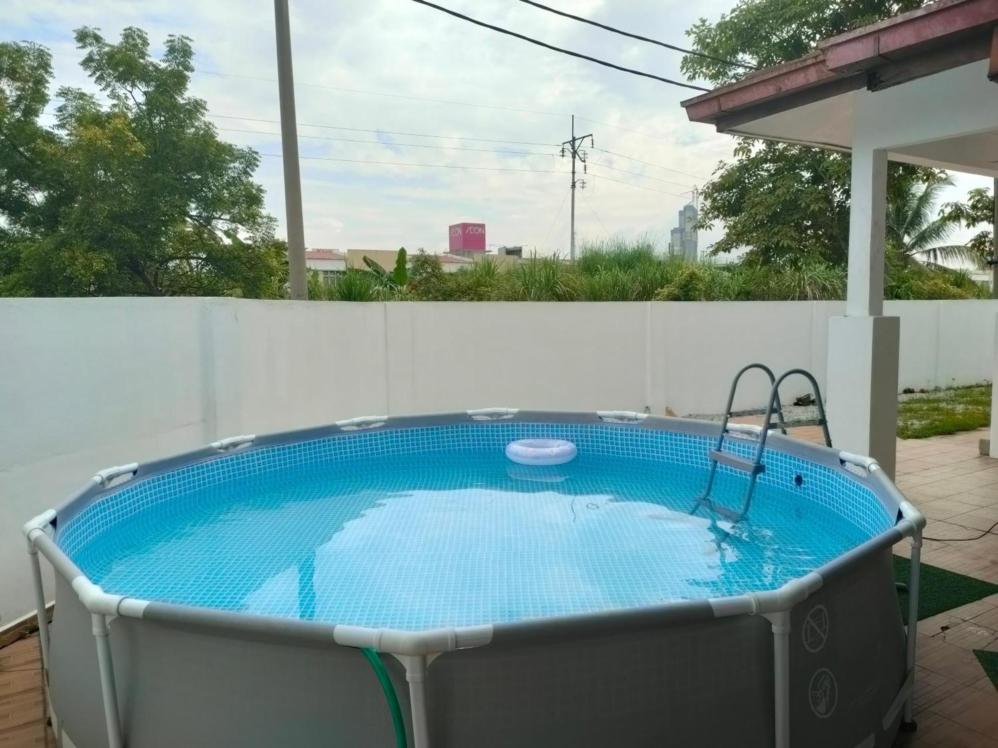 Rawang Conner Lot Homestay Exterior photo